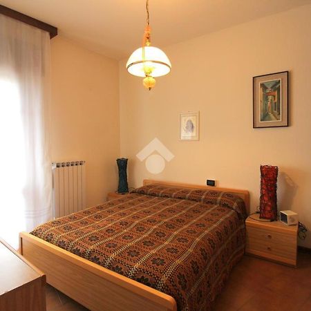 Ampio Bilocale Caorle Lungomare Levante Exterior foto